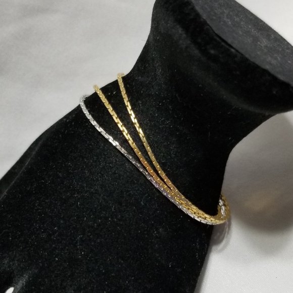 Vintage Avon Multi-Chain Silver and Gold Bracelet (J086) - Picture 9 of 12